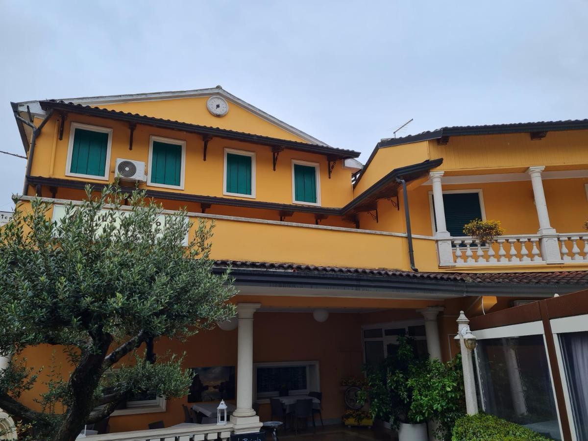 Casa Colonna Montegrotto Terme Lägenhet Exteriör bild